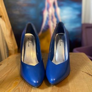 Ellie Blue Pumps